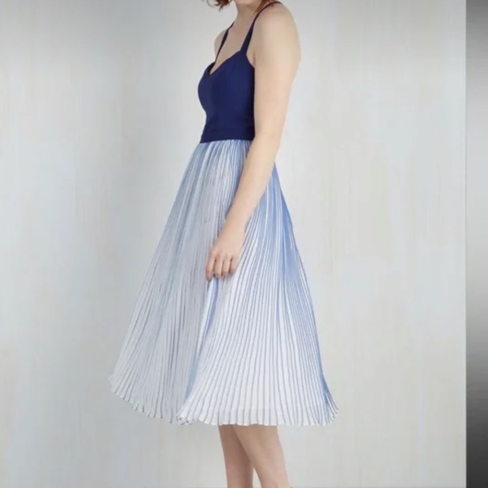 ModCloth You Swish Blue White Chiffon Accordion Pleated Dress
